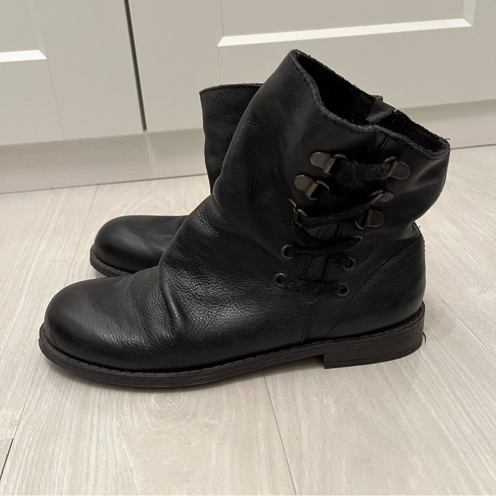 Nine West Slouchy Ankle Boot Size 6 Black